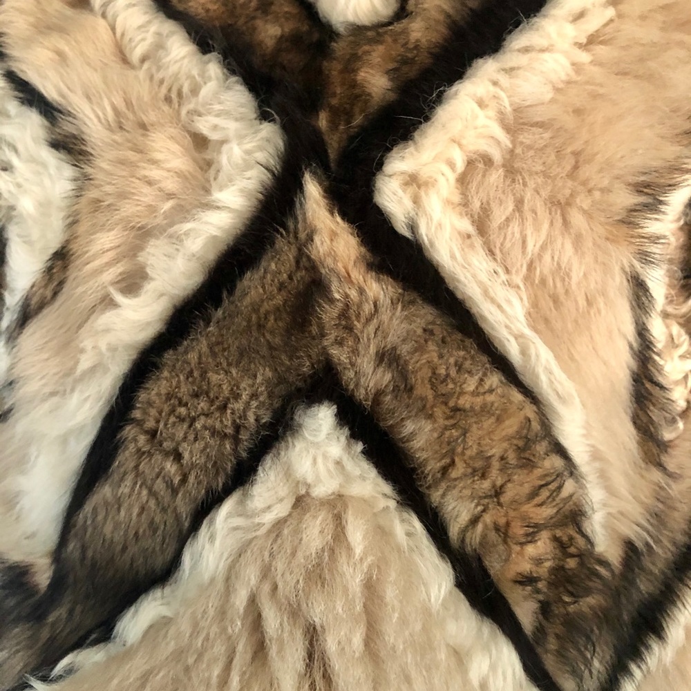NWT! $6500 Ralph Lauren Purple Label Collection Shearling Fur Vest, Sz Large - Picture 7 of 15